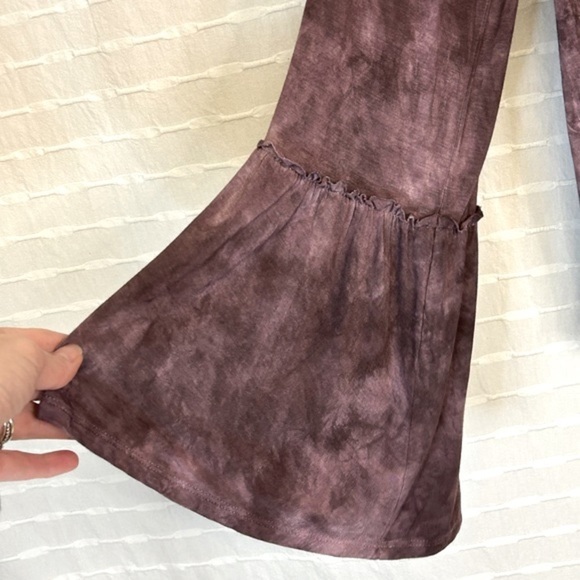 American Eagle Soft & Sexy Top Size M Bell Sleeve Faux Wrap Purple Tie D… - Picture 3 of 10